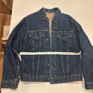 Vintage Levi’s denim trucker jacket circa 1960s